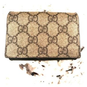 Gucci card case wallet